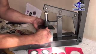 Maquina, prensa JC01 para suajar y ojillar (Machine, press for cutting and eyelets)