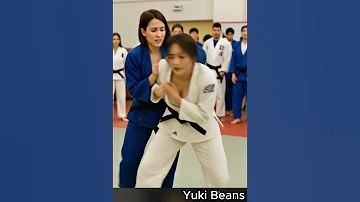 Intense Women S Wrestling Showdown Neck And Neck Battle Koala Animatedshort Cat Funny 
