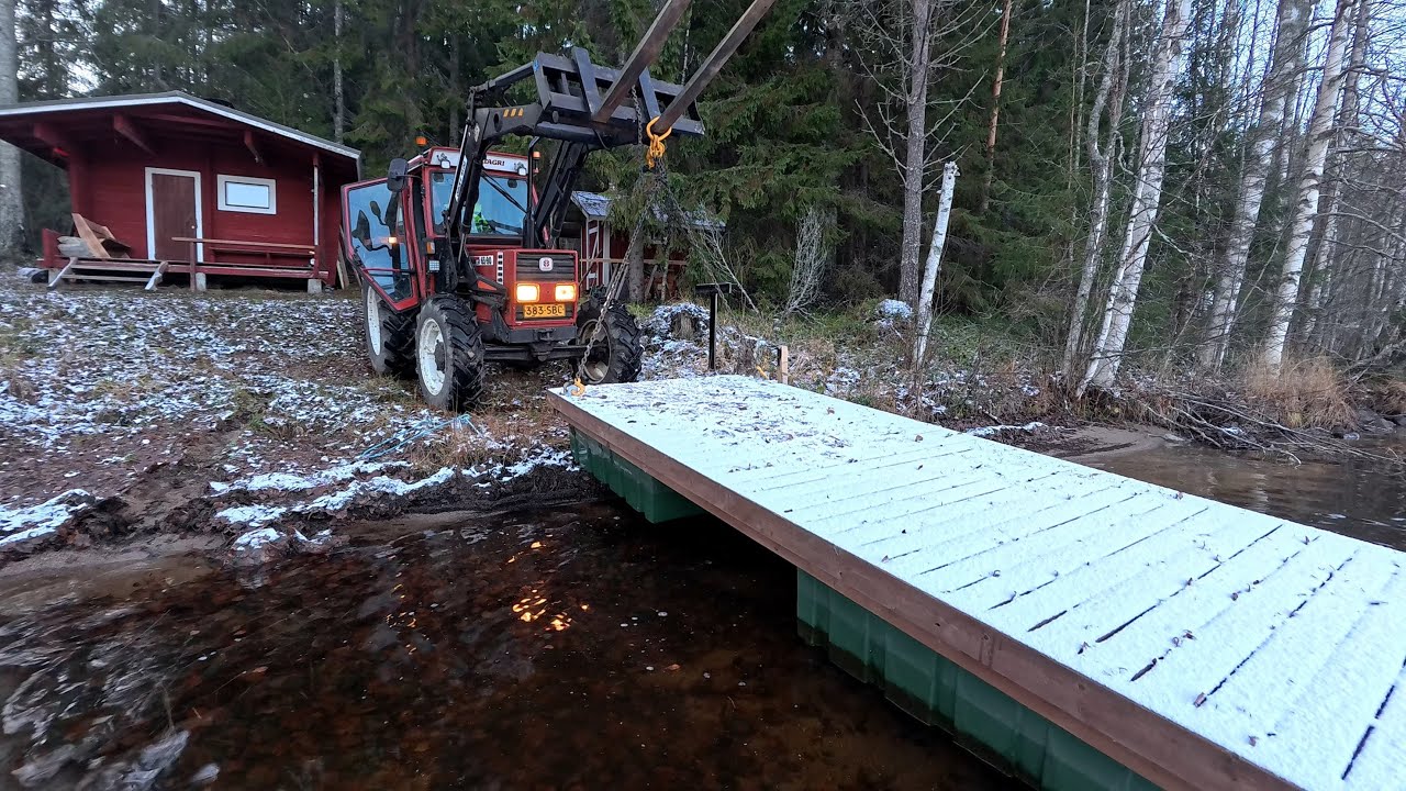 Tempastaan laituri talven alta maille