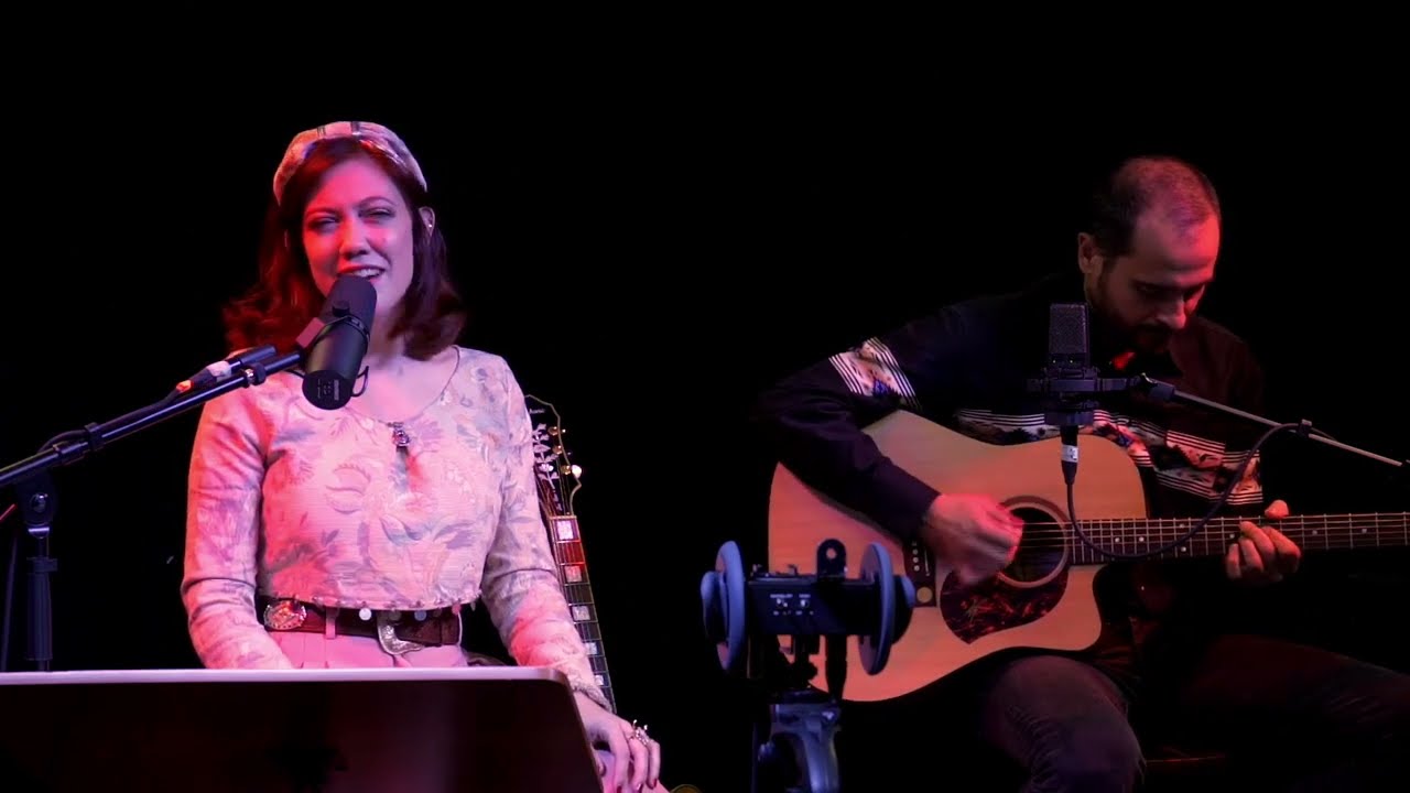 Florie to the west - Face to Face | T.M.C. studios