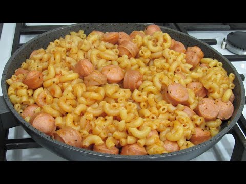Видео рецепт Макароны с сосисками на сковороде