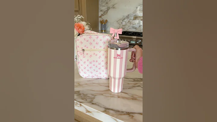 Back to school lunch pack. How cute is this bento box with the phone holder 🩷 #lunchinspo