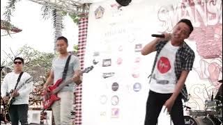 Download lagu OWLIN BAND LIVE PERFORM HUT SMANSAPURA 59