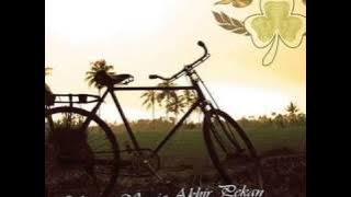 Panglima Kumbang feat Lia Magdalena   Surya Senja Akhir Pekan