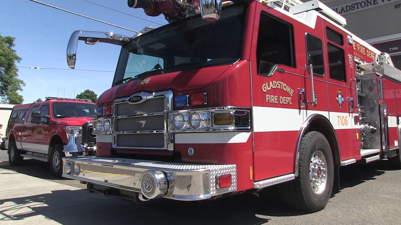 Lt. Kirk Stempel gives us a tour of the Gladstone Volunteer Fire