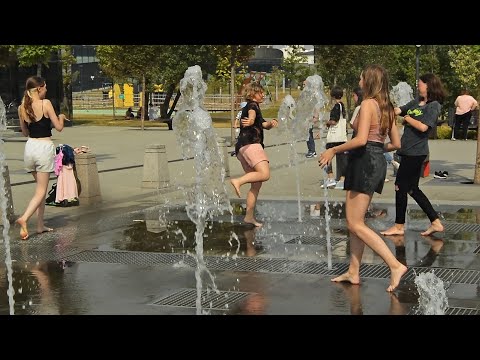 Girls, fountain and fun splashes of summer-5 ! / Девушки, фонтан и веселые брызги лета-5 !