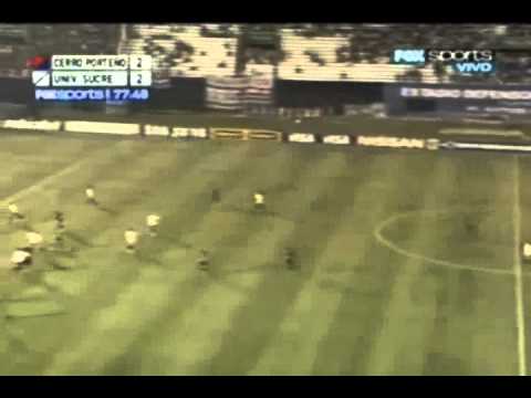 Martin Aguirre Universitario vs Cerro Porteo