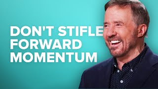 Stop focusing on the past! // The Winner's Minute With Mac Hammond