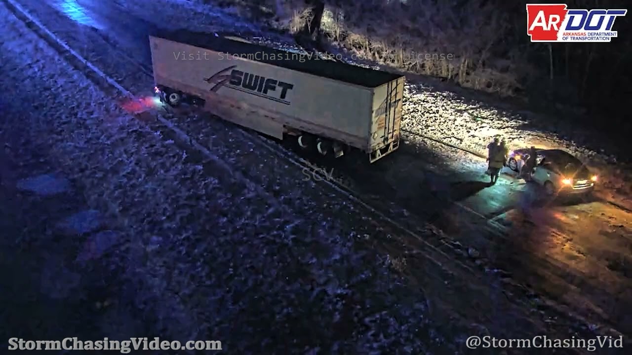 Knoxville Arkansas I40 double jackknife wreck - 2/24/2022