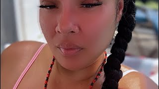 Aaliyah Speaks from the 🪦 Beyoncé wanted her light! 💡 & Crown! 👑 Called her a “Played out Groupie” 🤭