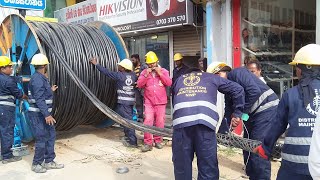 Stringing 33kV Aerial Bundled Conductors මධ්‍යම වෝල්ටියතා ඇහැසි පොදි රැහැන් ඇදීම
