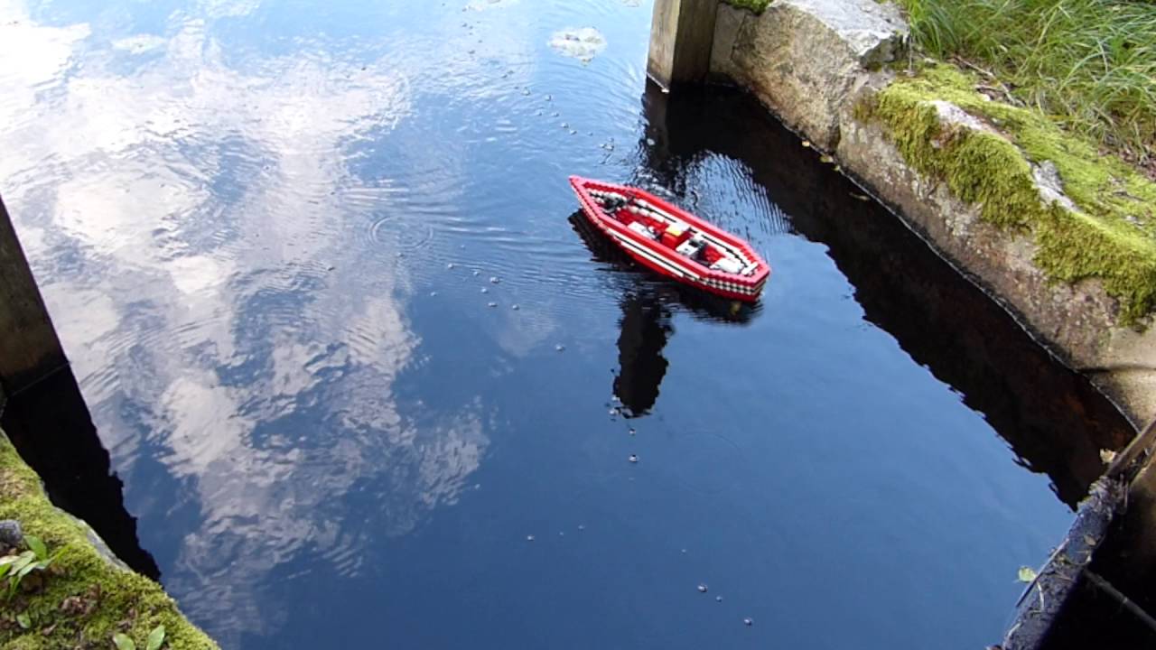 Big Lego RC Boat with water pump - YouTube