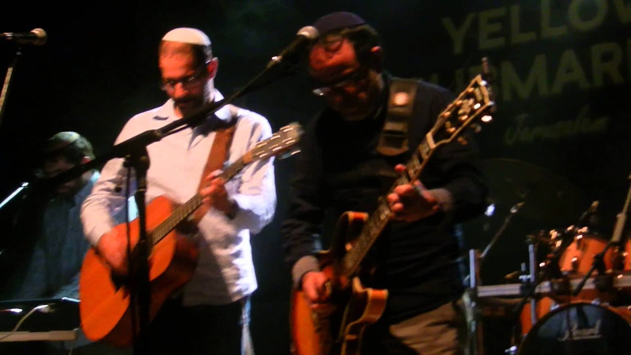 יוני גנוט ואהוד בנאי - ברון יחד בהופעה