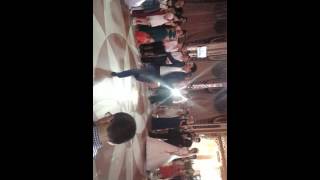 Cigidler Reqs Qrupu Altun Sarayda