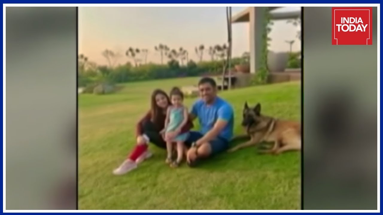 Dhoni On Vacation Enjoying Quality Time With Family