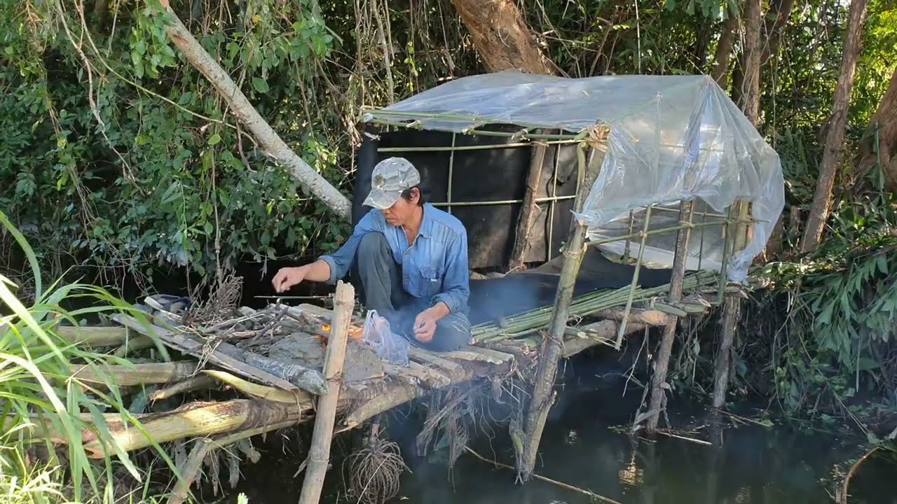 Build a survival shelter. plastic wrap - YouTube
