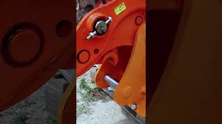 0611 quick coupler#machinerychannel #machinery #excavator