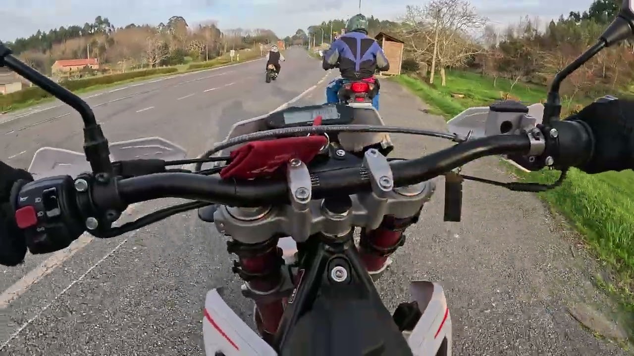 Betanzos un domingo y aún así hay gente cuando venga mejor el tiempo habrá más 