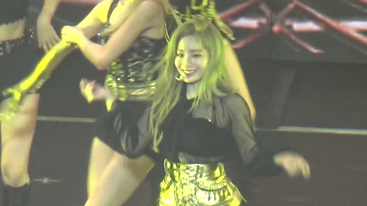 190629-twicelights-in-manila-dtna-youtube