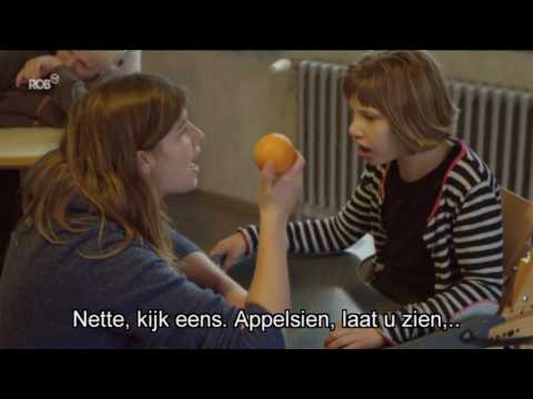 Video: Wat Zijn De Voorwaarden Voor Het Berekenen Van Het Pensioen Van De Moeder Van Een Kind Met Een Handicap Van Kinds Af Aan?