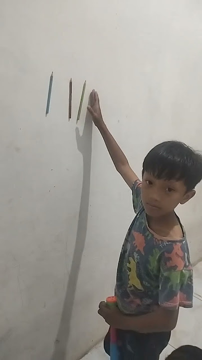 Ballpen wall trick #video #short #ballpen #trickballpen #pencil #fypシ #viral #trick #tricks #tutor