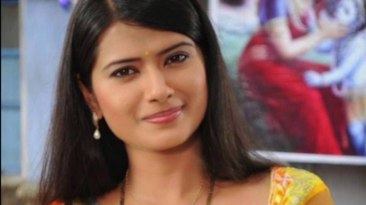 Kasam Tere Pyaar Ki ( Colors TV ) : Watch Tanu's Reaction After Regaining consciousness ! bollywood 2019 movies on netflix