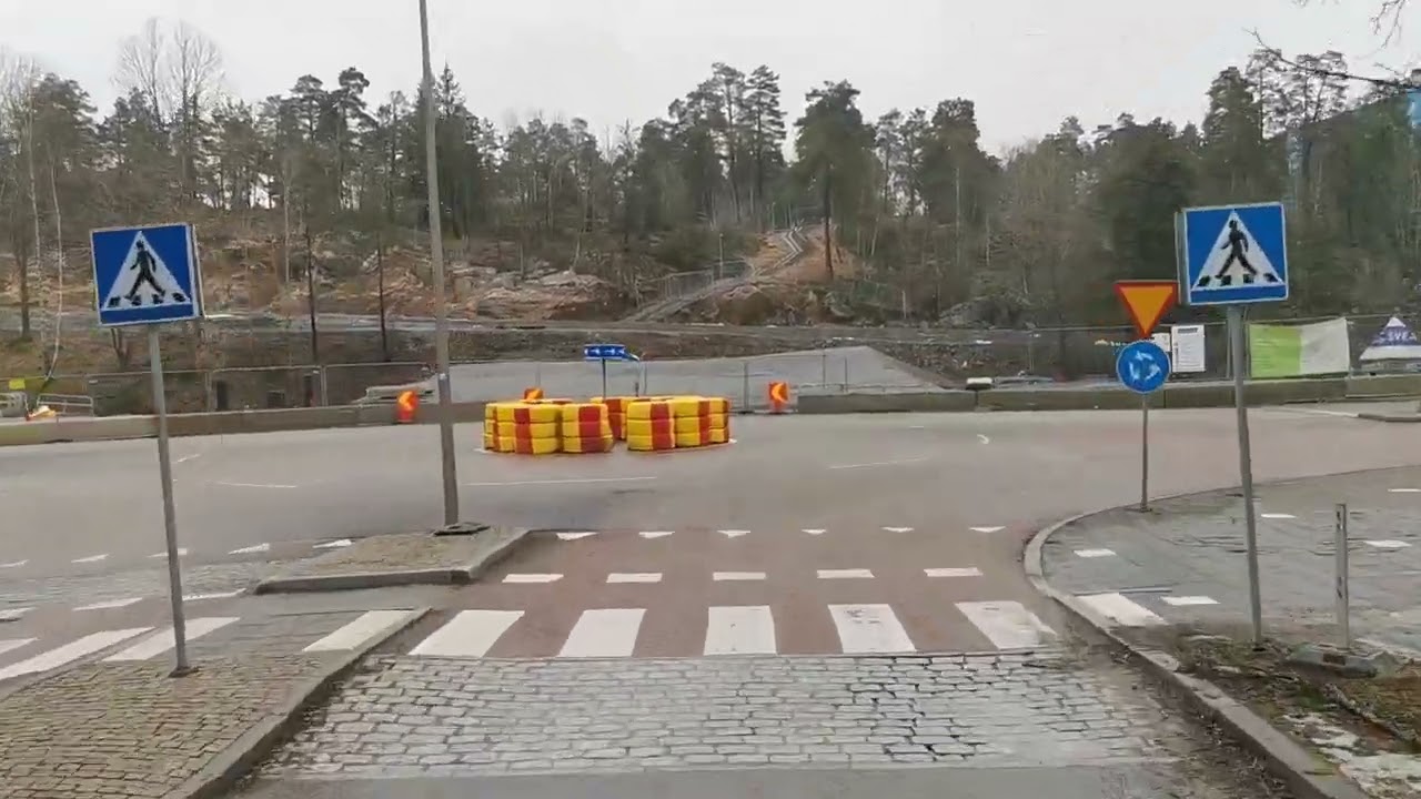 Linje 726 från Tullinge mot fredhemsplan