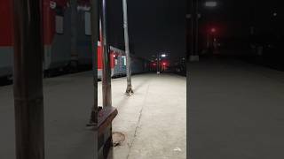 ππ₯#indianrailways #railfans #night #duty #loco #photography #trending #shortvideo #explore #foryou ππ₯#indianrailways #railfans #night #duty #loco #photography #trending #shortvideo #explore #foryou