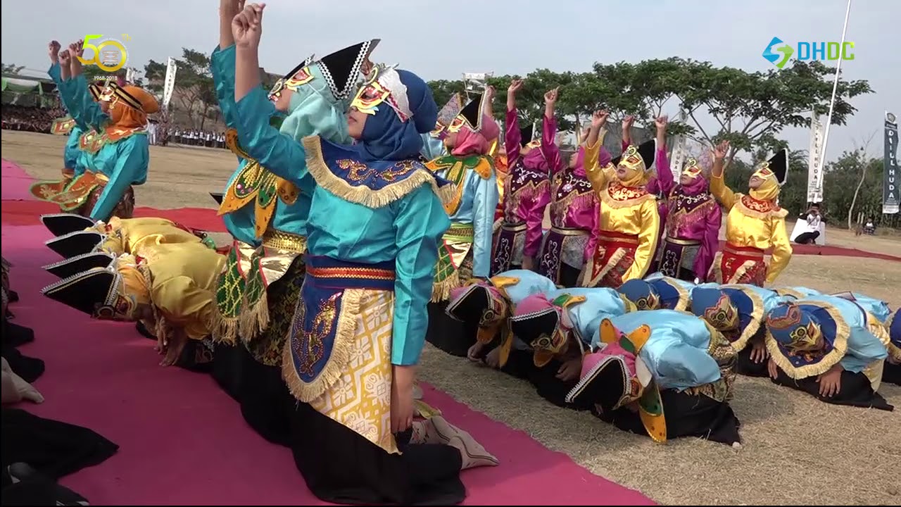 Tari Ratoh Jaroe Pon.Pes Darul Huda Mayak