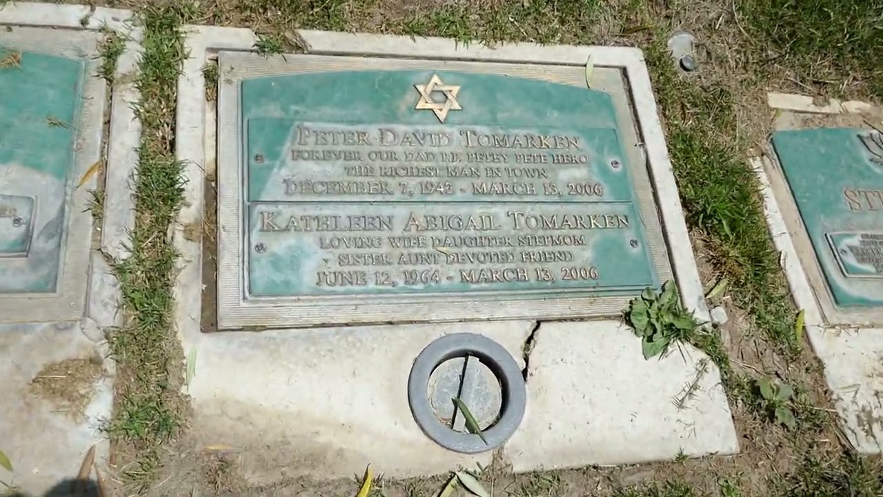 Actor Television Personality Peter Tomarken Grave Hillside Memorial Park Culver City LA CA 5-12-23