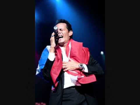 Video: Marc Anthony Besöker Puerto Rico Med Sin Nya Kärlek