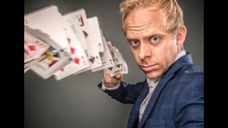 Goochelaar Huub - Table Magic, speciaal voor elk event! - TopActs.nl - bel voor info: +31654664685