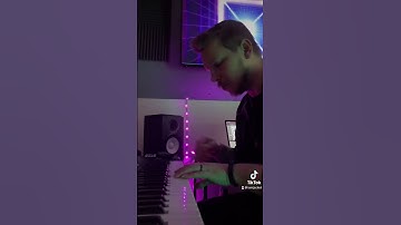 Friday night jam ✨ // #synthwave #retrowave #electronicmusic #synthpop #cyberpunk #darkpop