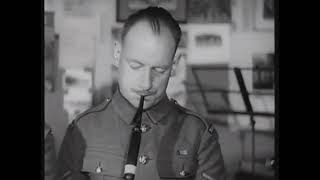Rare Footage of Pipe Major Willie Ross at Edinburgh Castle
