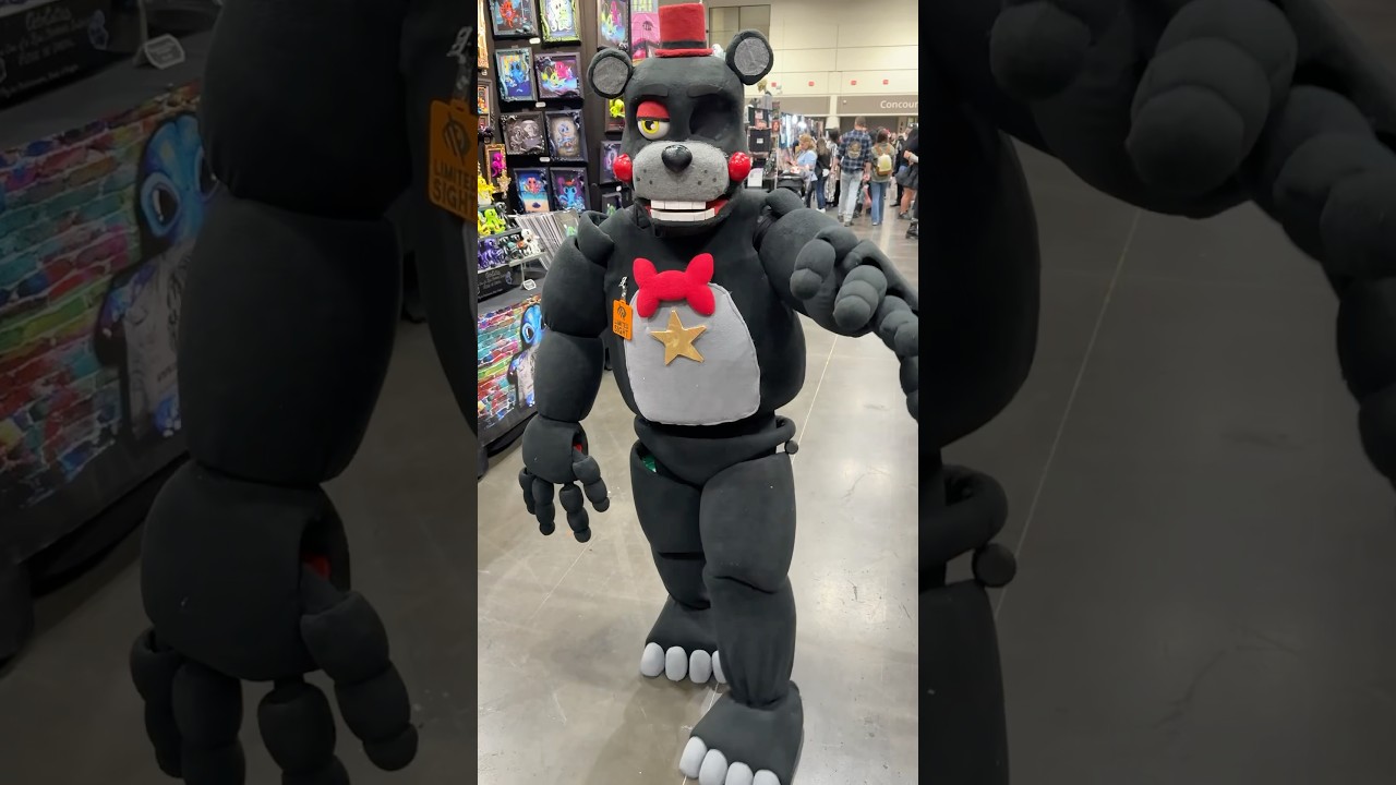 🐻 Amazing Five Nights at Freddy’s Cosplay!  #shorts #shortsfeed #fivenightsatfreddys #fnaf