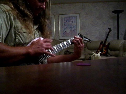 Tapping Chords with delay, Van Halen style