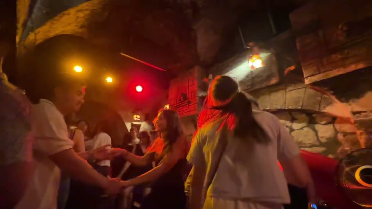 best-jazz-club-in-paris-france-le-caveau-de-la-huchette-featured