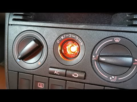 VW Lupo, Polo and Golf - How to replace the central console temperature and fan speed light bulb