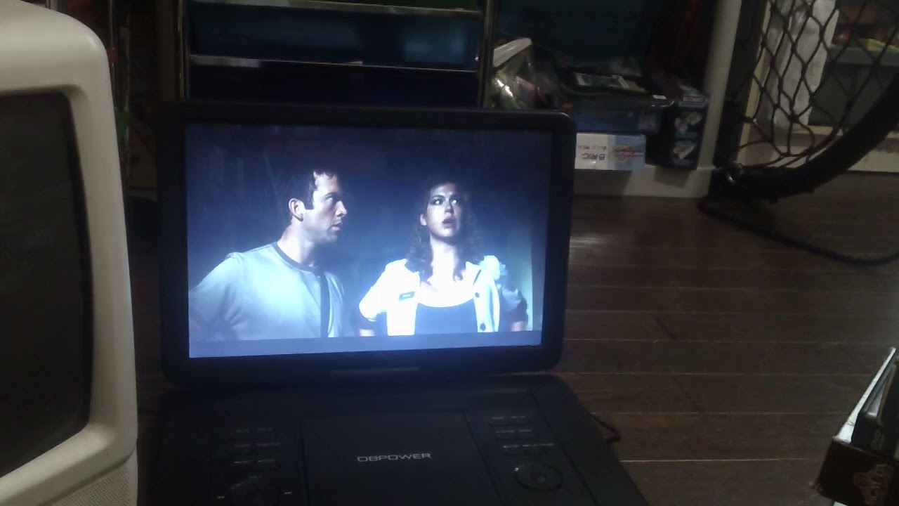 Opening Up To District 9 2009 DVD