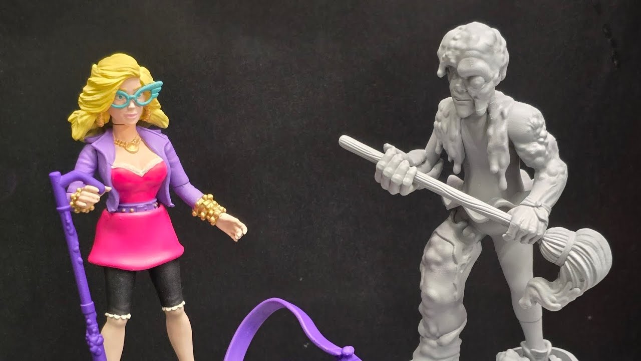 Toxic Crusaders Trick or Treat Studios Product Walkthrough at Toy