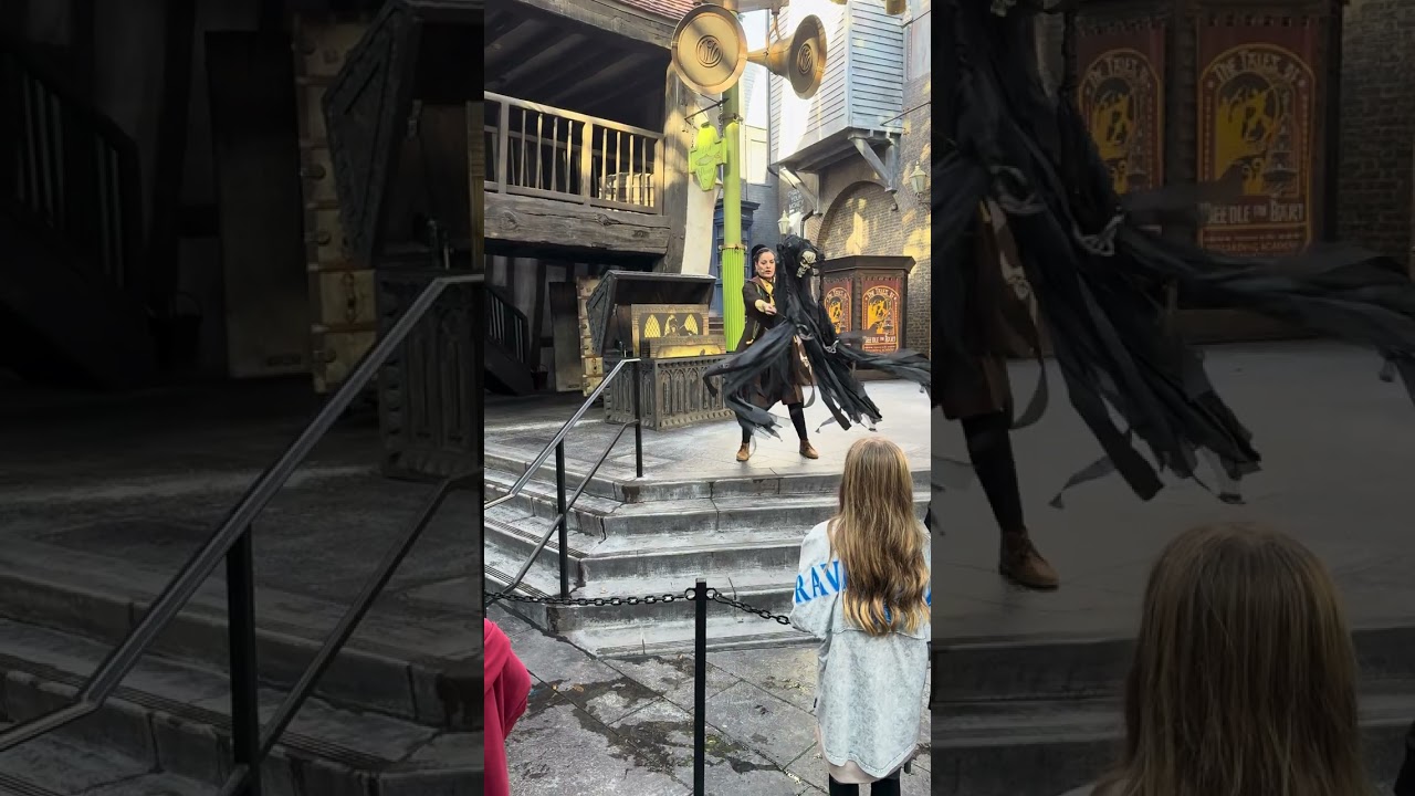 Los cuentos de Beedle el Bardo" en el área del Callejón Diagon en Universal Studios Florida.
