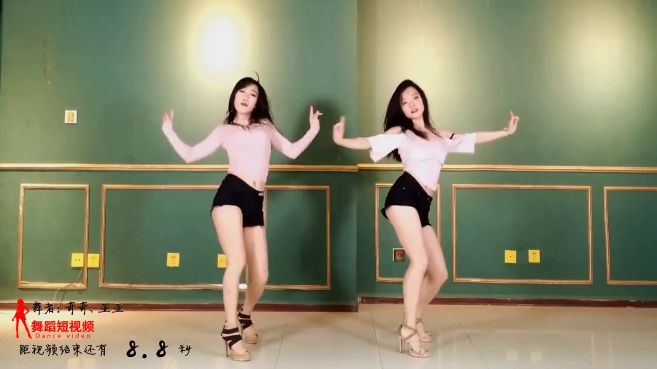 🔴 Short Girl Dance Videos ️the Hair Is So Beautiful, And The Super Hot ...