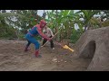 The brave spider-man team used heavy weapons to fight the monster and rescue the girl