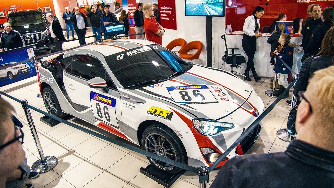 Gt86 Ricer Driving the Toyota GT86 simulator - YouTube