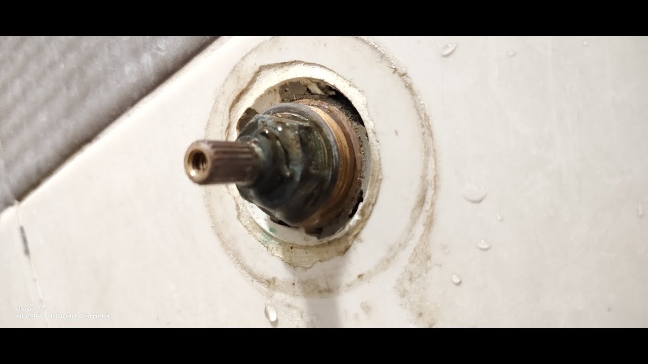 เปลี่ยนวาล์วน้ำก๊อกฝักบัวฝังผนัง Cotto