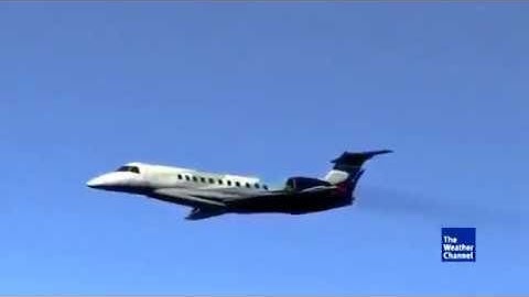 Mayday Air Crash Investigation  Seconds From Disaster Comet Air Crash investigation