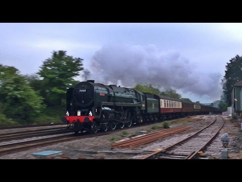 70000 'Britannia' screams through Castle Cary! The Dartmouth Express - 15/05/15