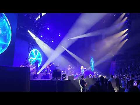 Voll unter Strom| Beatrice Egli Tanzen Lachen Leben Tour in Oberhausen
