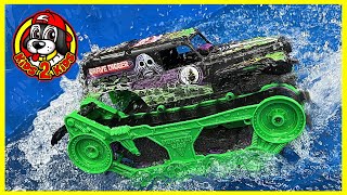 Monster Jam RC Grave Digger TRAX - 3 Little Army Men & the Big Bad Tank