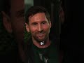 Messi mira sus tik toks??